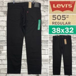NWT LEVIS 505 Regular Stretch Men's Size 38 x 32 Straight Leg Black Jeans